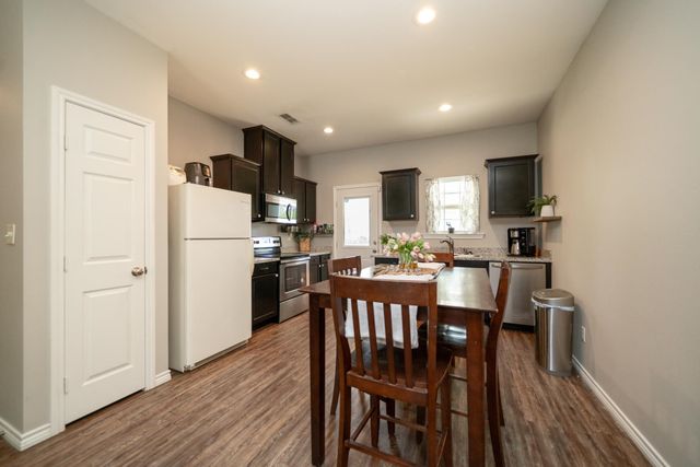 209 W Gay Ave., Gladewater, TX 75647