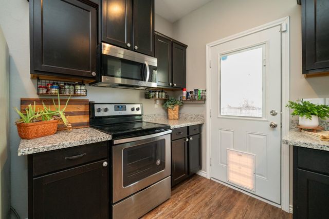 209 W Gay Ave., Gladewater, TX 75647