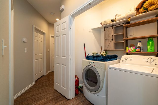 209 W Gay Ave., Gladewater, TX 75647