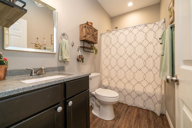 209 W Gay Ave., Gladewater, TX 75647