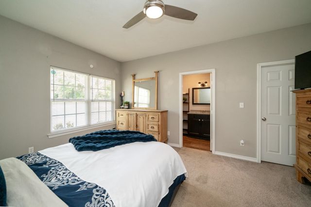 209 W Gay Ave., Gladewater, TX 75647