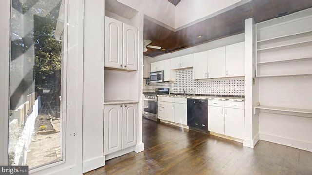 1215 29TH NW, Washington, DC 20007