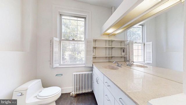 1215 29TH NW, Washington, DC 20007