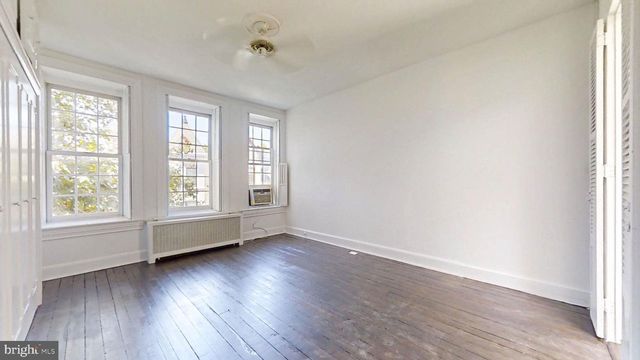 1215 29TH NW, Washington, DC 20007