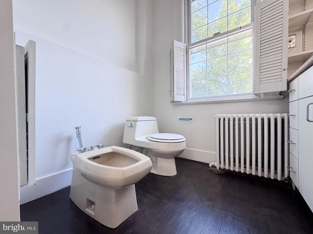 1215 29TH NW, Washington, DC 20007
