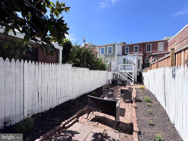 1215 29TH NW, Washington, DC 20007