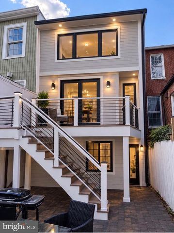 1215 29TH NW, Washington, DC 20007