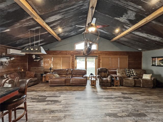 30226 S Hickory Lane, Cookson, OK 74427