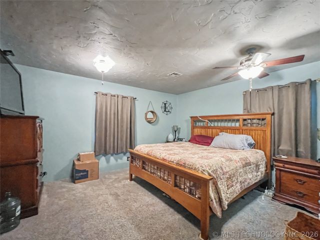 30226 S Hickory Lane, Cookson, OK 74427