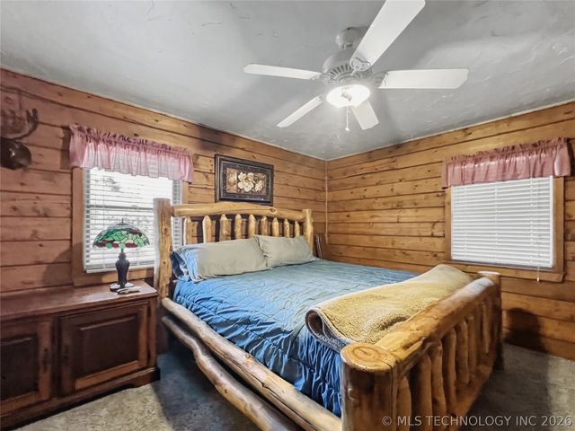 30226 S Hickory Lane, Cookson, OK 74427