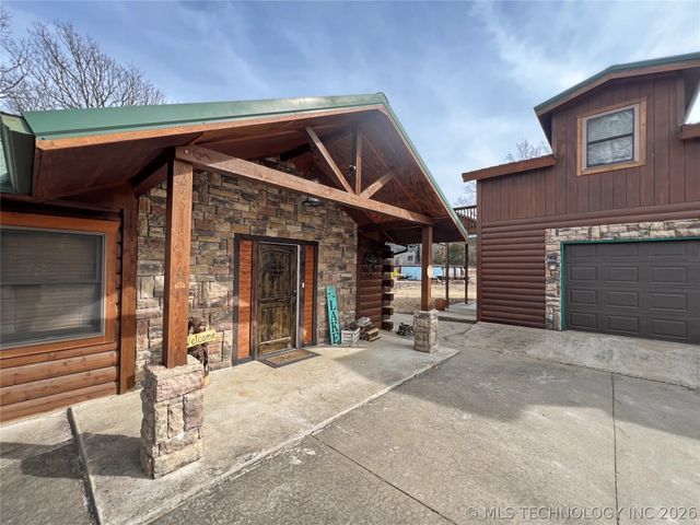 30226 S Hickory Lane, Cookson, OK 74427