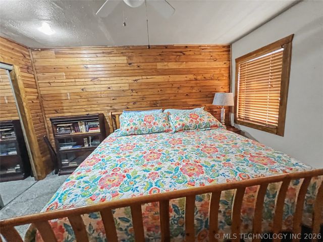 30226 S Hickory Lane, Cookson, OK 74427