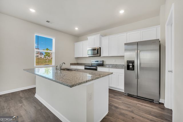 165 Aster Avenue, Locust Grove, GA 30248