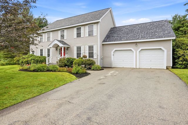 14 Sweet William Circle, Nashua, NH 03062