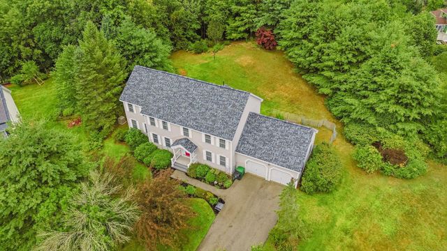 14 Sweet William Circle, Nashua, NH 03062