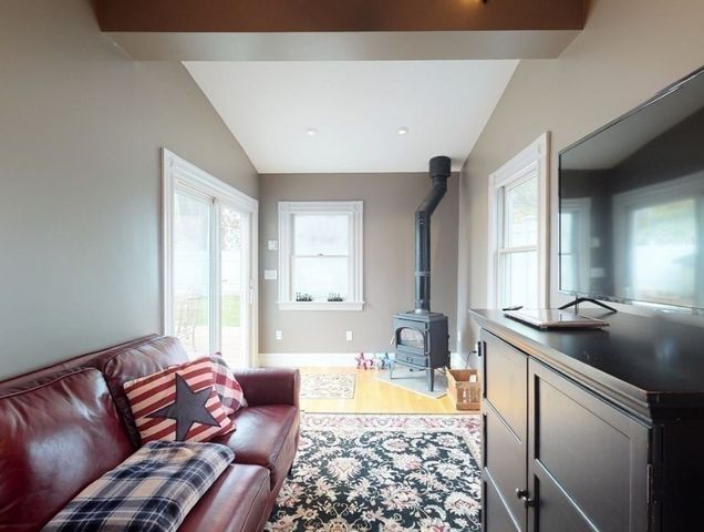 180 Hammond Street, Waltham, MA 02453