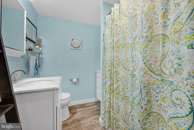1523 VILLAGE RD, Strasburg, PA 17579