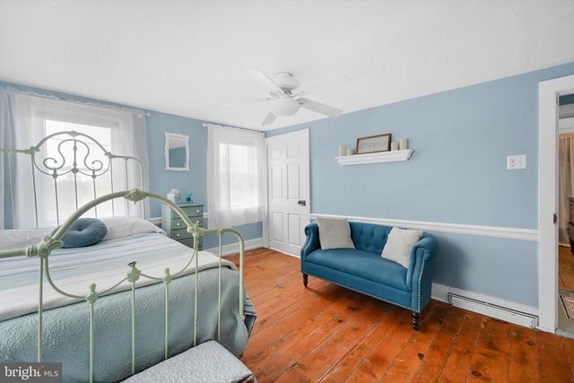 1523 VILLAGE RD, Strasburg, PA 17579
