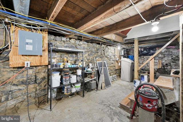 1523 VILLAGE RD, Strasburg, PA 17579