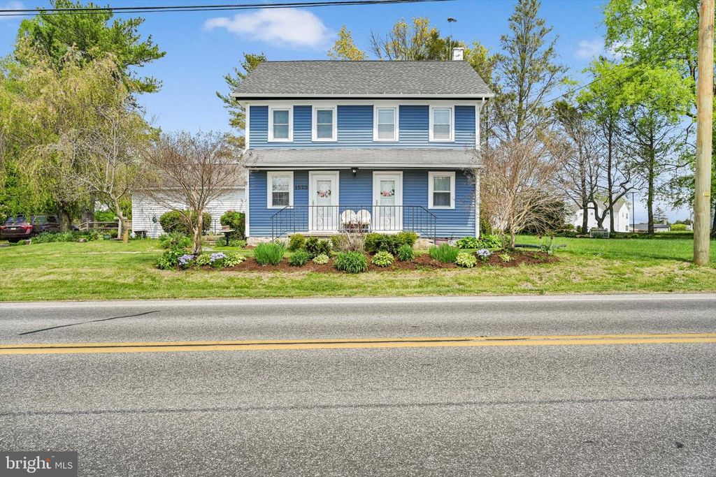1523 VILLAGE RD, Strasburg, PA 17579