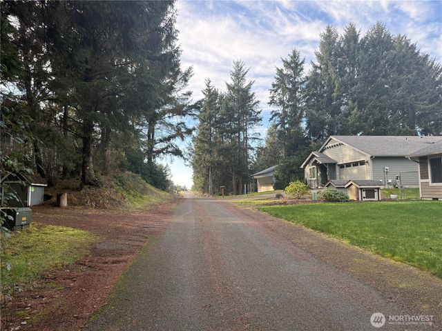 142 XXX 142nd Lane, Long Beach, WA 98631