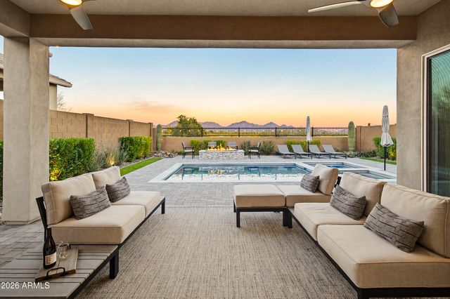 21841 N 62nd Street, Phoenix, AZ 85054