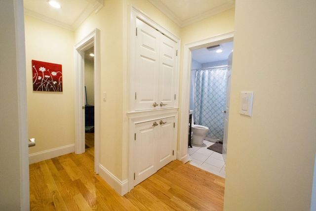 35-37 Beaconsfield Rd. 1, Brookline, MA 02445