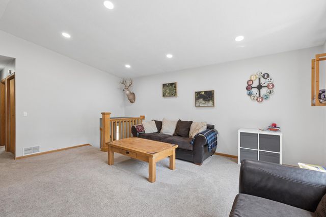 11481 99th Place N, Maple Grove, MN 55369