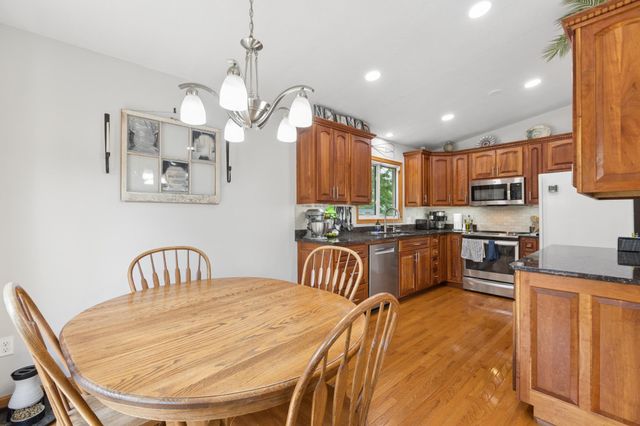 11481 99th Place N, Maple Grove, MN 55369