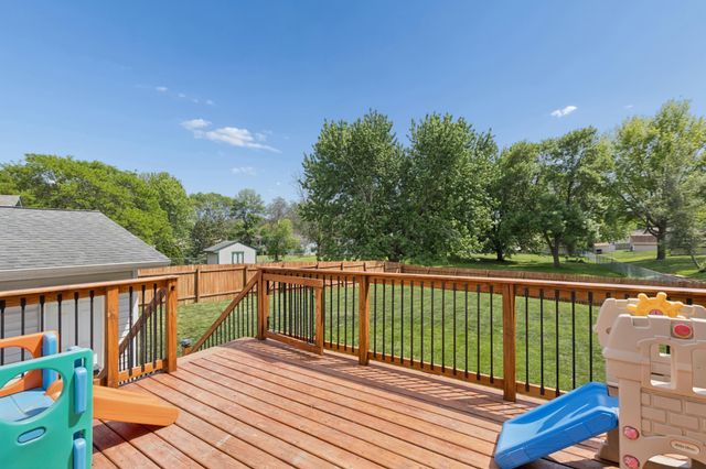 11481 99th Place N, Maple Grove, MN 55369