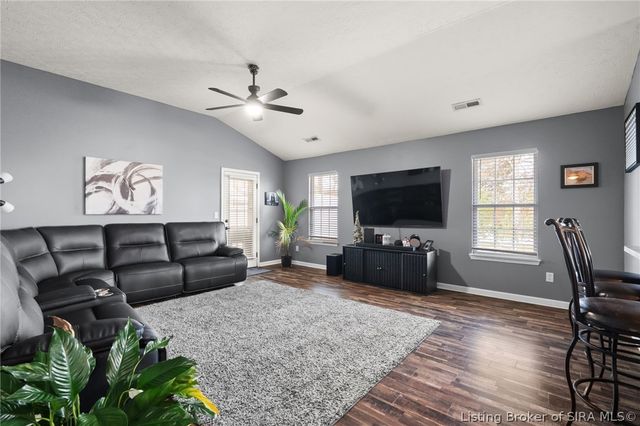 3657 Kerry Ann Way, Jeffersonville, IN 47130