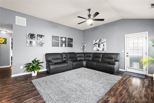 3657 Kerry Ann Way, Jeffersonville, IN 47130