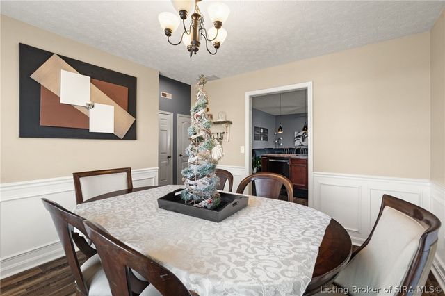 3657 Kerry Ann Way, Jeffersonville, IN 47130