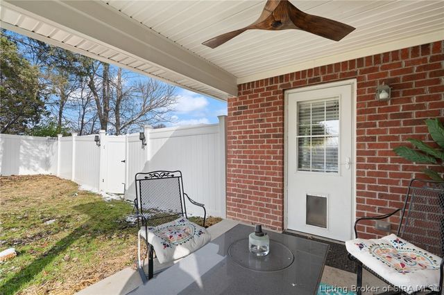 3657 Kerry Ann Way, Jeffersonville, IN 47130