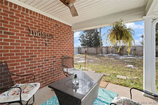 3657 Kerry Ann Way, Jeffersonville, IN 47130