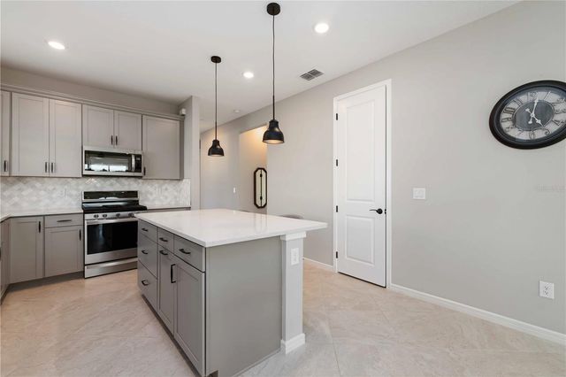 10462 SPRING TIDE WAY, Parrish, FL 34219