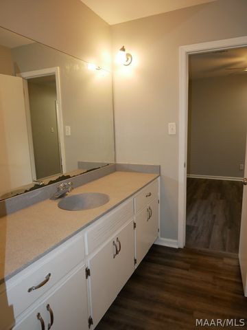 3411 Royal Carriage Drive, Montgomery, AL 36116