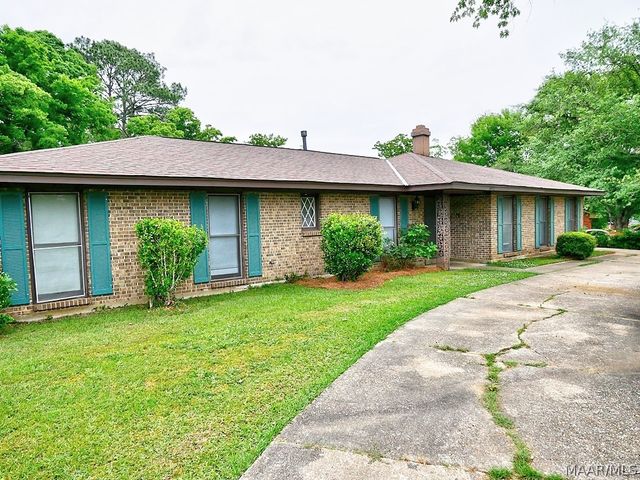 3411 Royal Carriage Drive, Montgomery, AL 36116