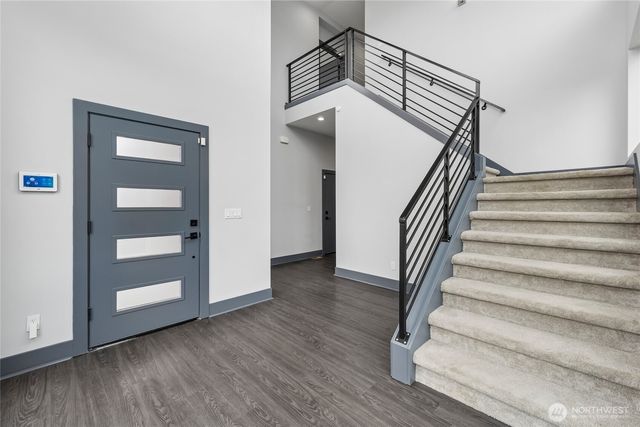 121 Palisades Place, Pacific, WA 98047