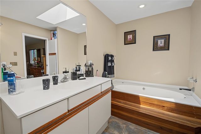 7229 W Hartford Court, West Chester, OH 45069