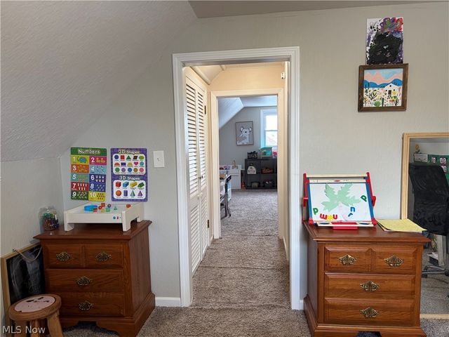 4300 Broadway Avenue NE, Louisville, OH 44641