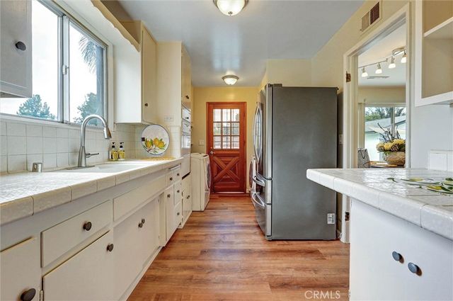 22916 saticoy Street, West Hills, CA 91304