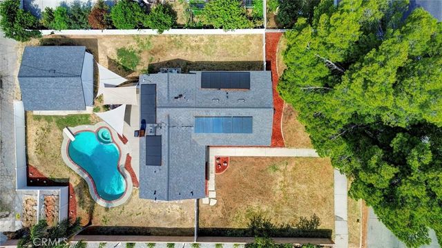22916 saticoy Street, West Hills, CA 91304