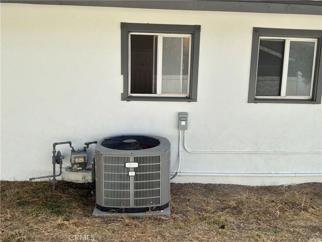 22916 saticoy Street, West Hills, CA 91304