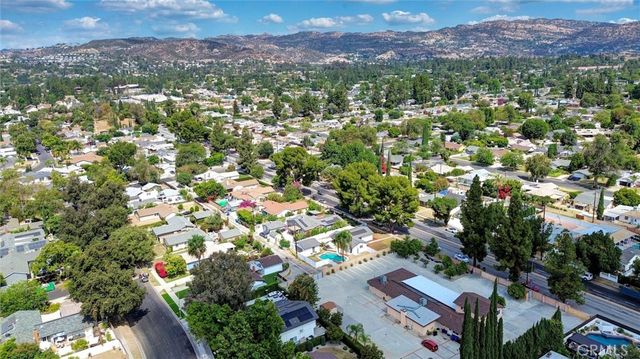 22916 saticoy Street, West Hills, CA 91304