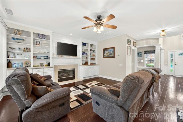 10604 Knight Castle Drive 60, Charlotte, NC 28277