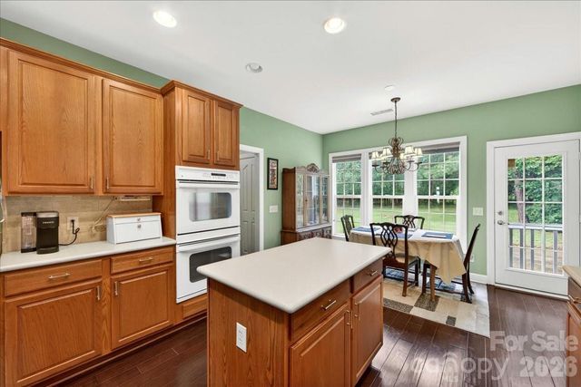 10604 Knight Castle Drive 60, Charlotte, NC 28277