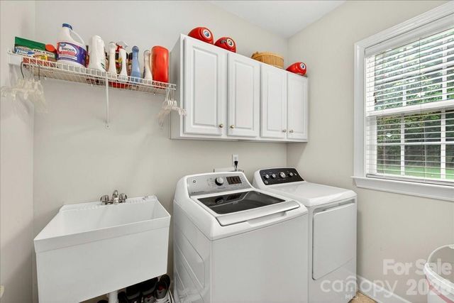 10604 Knight Castle Drive 60, Charlotte, NC 28277
