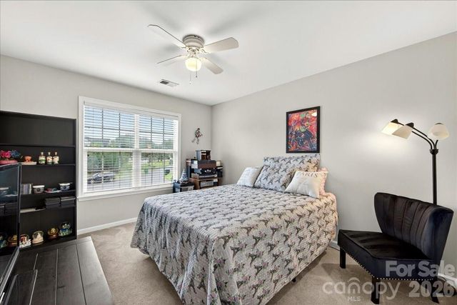 10604 Knight Castle Drive 60, Charlotte, NC 28277