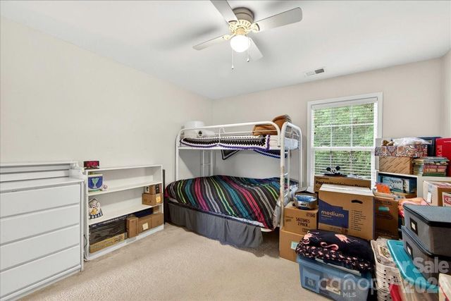 10604 Knight Castle Drive 60, Charlotte, NC 28277